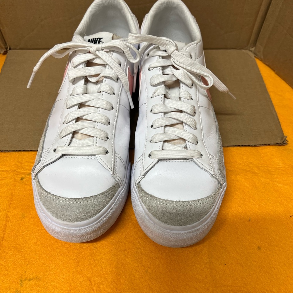 Nike Blazer Platform Sneaker - Women's -9.5 B - No Box
